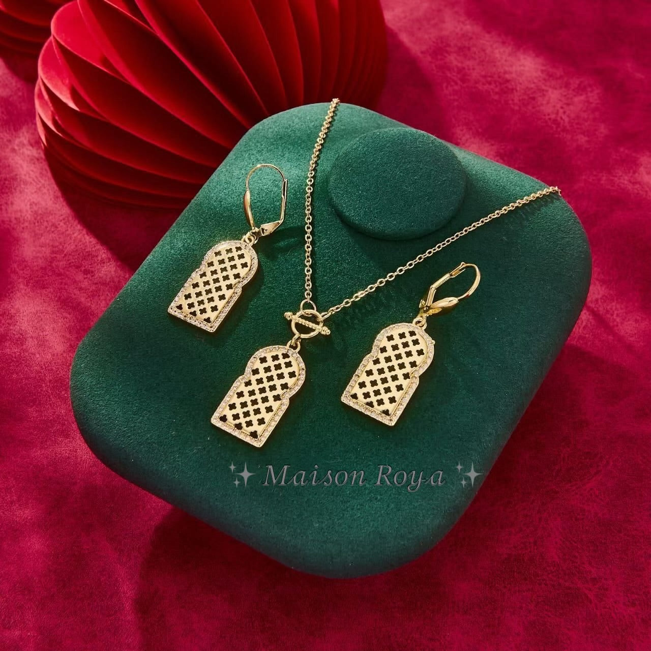 Collier & Boucles Élégance ✨